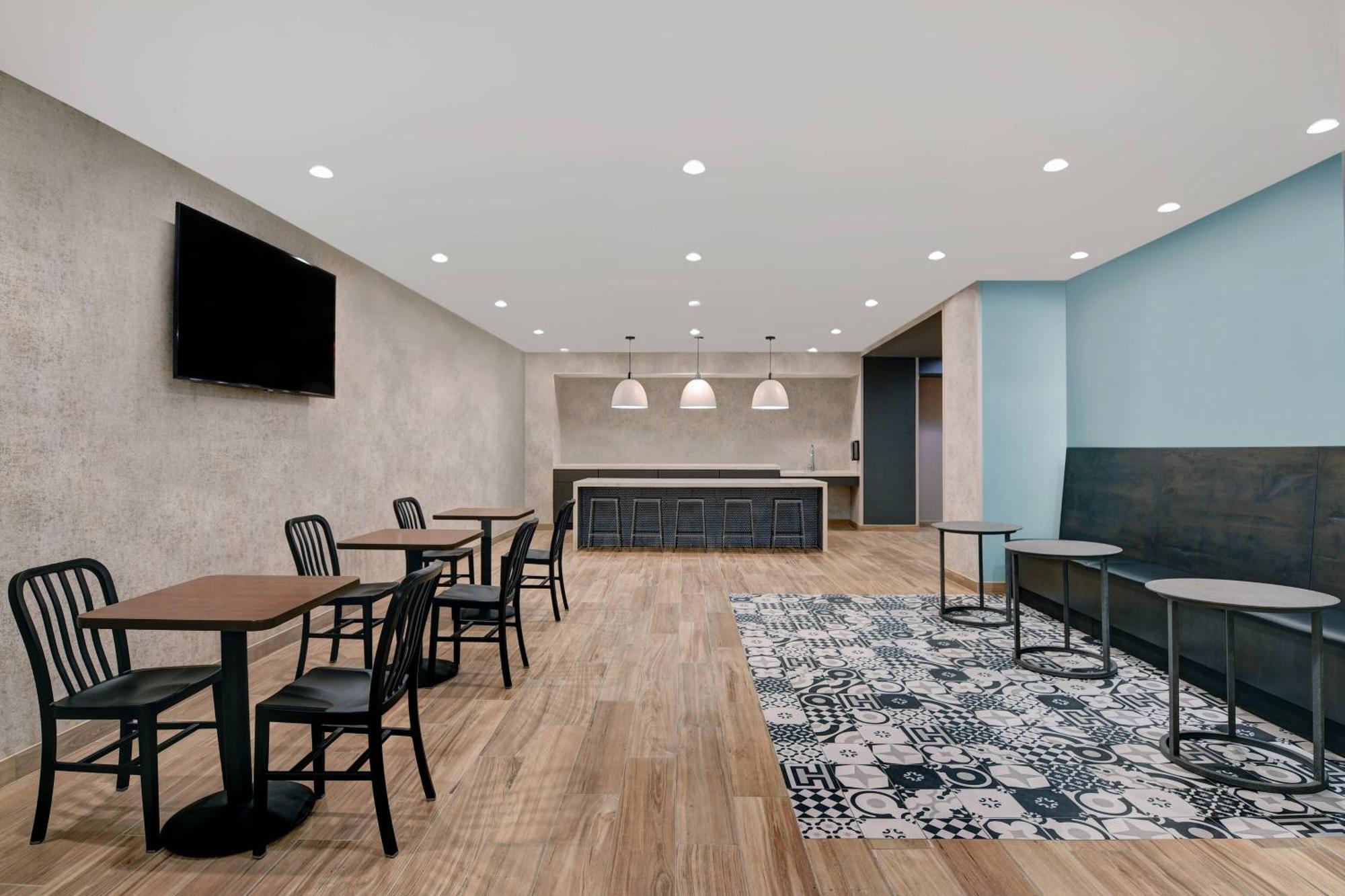 Towneplace Suites By Marriott Cincinnati Downtown Экстерьер фото